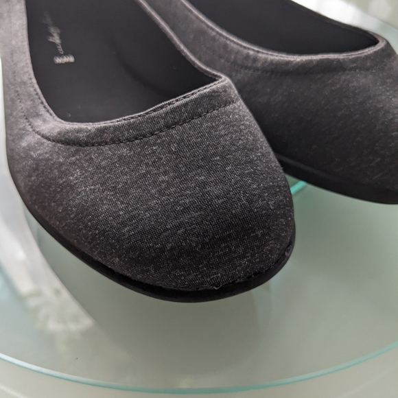 Ballet flats, NWT, charcoal black, 8ww, in every story. - Picture 10 of 15